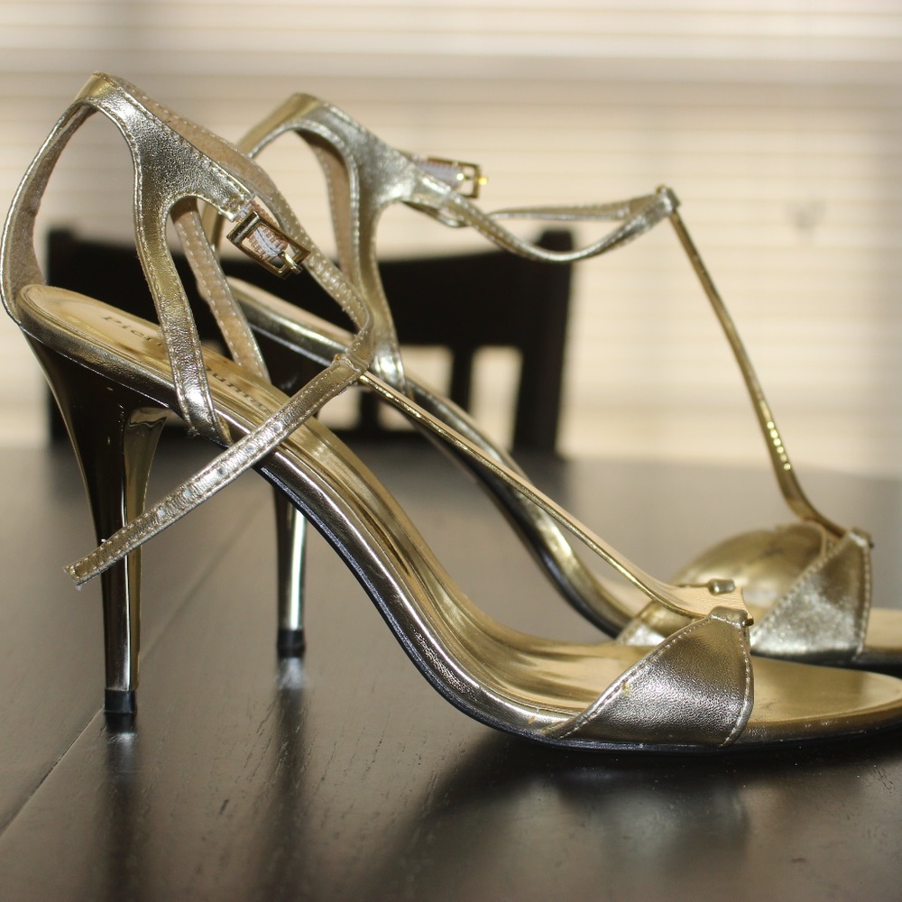 PIERRE DUMAS GOLD HEELS SZ 8